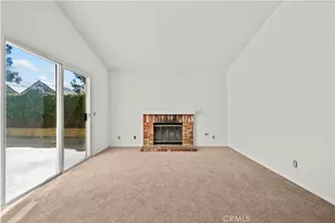 31906 Green Hill Dr, Castaic, CA 91384 - Photo 15