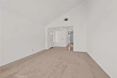 31906 Green Hill Drive, Castaic, CA 91384 - Photo 7