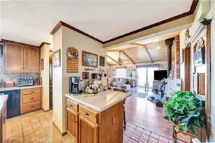 11720 Honeybee Ln, Juniper Hills, CA 93543 - Photo 23