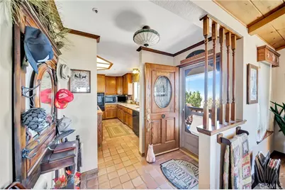 11720 Honeybee Lane, Juniper Hills, CA 93543 - Photo 17