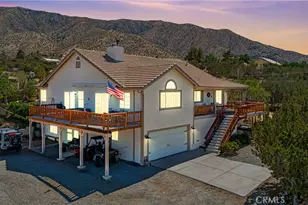 11720 Honeybee Ln, Juniper Hills, CA 93543 - Photo 3