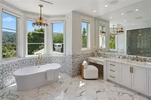 16630 Oldham Pl, Encino, CA 91436 - Photo 37