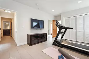4520 El Caballero Dr, Tarzana, CA 91356 - Photo 17