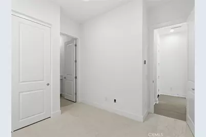 27619 Juniper Lane, Valencia, CA 91381 - Photo 15