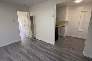 1030 W 88th St, Los Angeles, CA 90044 - Photo 25