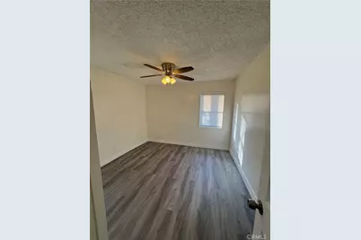 1030 W 88th Street, Los Angeles, CA 90044 - Photo 13