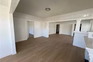 1030 W 88th St, Los Angeles, CA 90044 - Photo 3