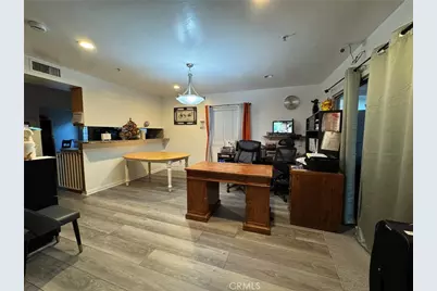 10204 Gerald Avenue, North Hills, CA 91343 - Photo 5