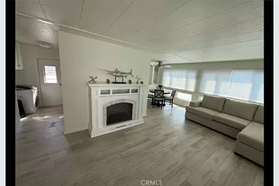 7800 Balboa Blvd # 11, Van Nuys, CA 91407 - Photo 3