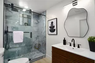 22284 Avenue San Luis, Woodland Hills, CA 91364 - Photo 59