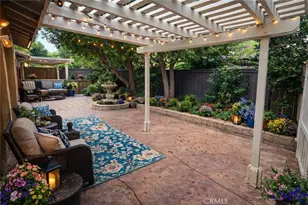 25657 Almendra Dr, Valencia, CA 91355 - Photo 5