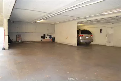 7028 Alabama Avenue, Canoga Park, CA 91303 - Photo 15