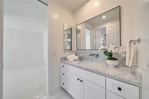 5451 Newcastle Ln, Calabasas, CA 91302 - Photo 37