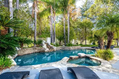 5451 Newcastle Lane, Calabasas, CA 91302 - Photo 43