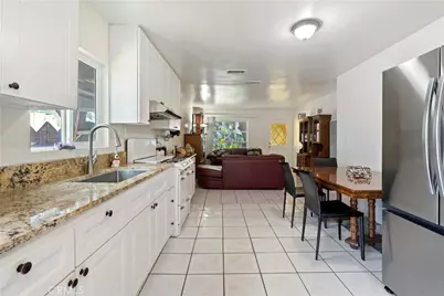 8446 Bradley Avenue, Los Angeles, CA 91352 - Photo 5