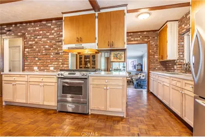 7645 Wilbur Avenue, Reseda, CA 91335 - Photo 7