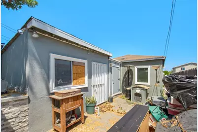 1802 W 153rd Street, Compton, CA 90220 - Photo 17