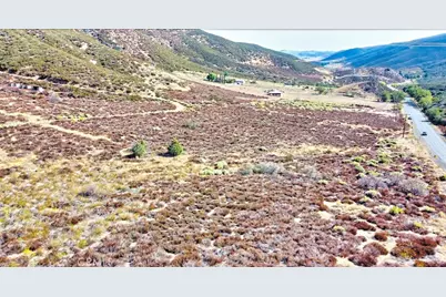 1 Bouquet Canyon Road, Palmdale, CA 93551 - Photo 17