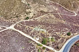 2 Bouquet Canyon Rd, Palmdale, CA 93551 - Photo 17