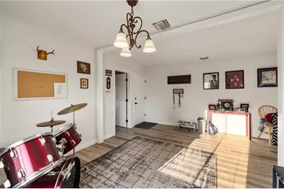 18557 Napa Street, Northridge, CA 91324 - Photo 13