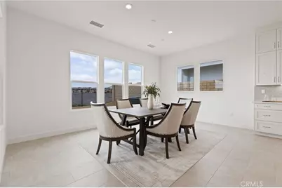 30041 N Avenida Sierra Madre, Valencia, CA 91354 - Photo 9