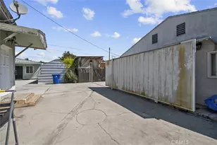 8023 Troost Ave, North Hollywood, CA 91605 - Photo 21