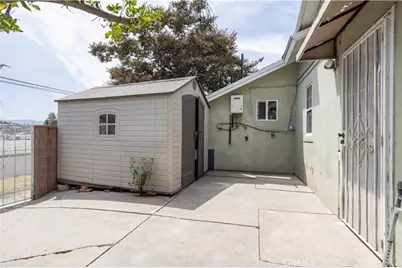 6402 Graves Avenue, Van Nuys, CA 91406 - Photo 25