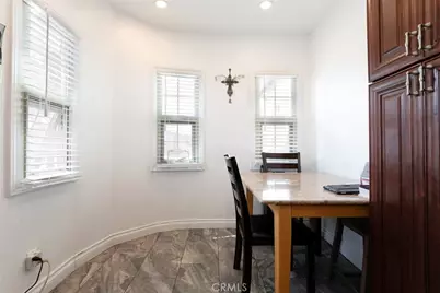 533 Hawthorne Street, Glendale, CA 91204 - Photo 17