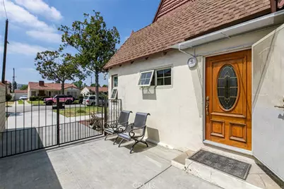 533 Hawthorne Street, Glendale, CA 91204 - Photo 29