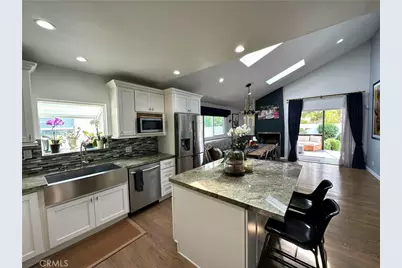 5785 Bertrand Avenue, Encino, CA 91316 - Photo 15