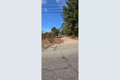 308 E Avenue R8, Palmdale, CA 93550 - Photo 11