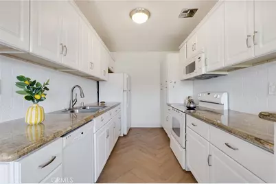 5400 Newcastle Avenue #46, Encino, CA 91316 - Photo 1