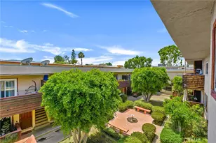 5400 Newcastle Ave, Encino, CA 91316 - Photo 11