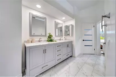 24735 Calle Serranona, Calabasas, CA 91302 - Photo 33