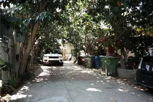 1127 N Commonwealth Ave, Los Angeles, CA 90029 - Photo 5