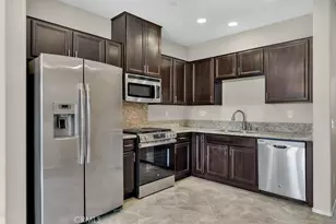 14665 Sherman Way, Van Nuys, CA 91405 - Photo 11