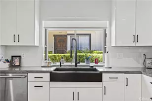 5602 Las Virgenes Rd, Calabasas, CA 91302 - Photo 5