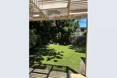 4910 Willowcrest Avenue, Toluca Lake, CA 91601 - Photo 23