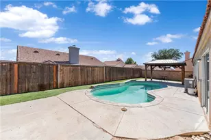 1040 Fairwind Ave, Rosamond, CA 93560 - Photo 13