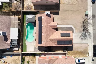 1040 Fairwind Avenue, Rosamond, CA 93560 - Photo 11