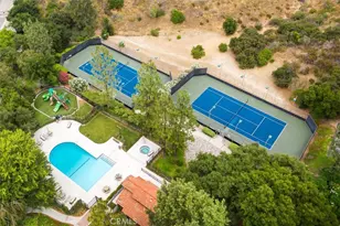 23456 Thornewood Dr, Newhall, CA 91321 - Photo 51