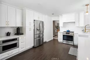 23456 Thornewood Dr, Newhall, CA 91321 - Photo 15