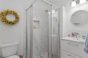 4214 Tosca Rd, Woodland Hills, CA 91364 - Photo 17