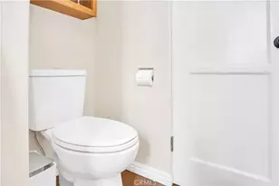 1343 N Whitnall Hwy, Burbank, CA 91505 - Photo 25