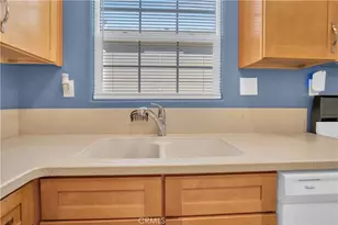 1343 N Whitnall Hwy, Burbank, CA 91505 - Photo 9