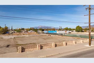 1708 N Mount Vernon Avenue, San Bernardino, CA 92411 - Photo 17