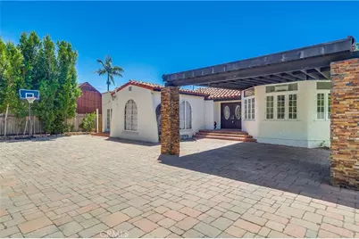 4725 Morella Avenue, Valley Village, CA 91607 - Photo 1