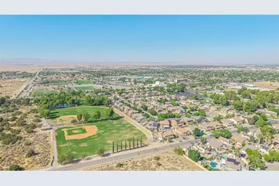 43258 33rd Street, Lancaster, CA 93536 - Photo 57