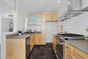 5339 Newcastle Ave, Encino, CA 91316 - Photo 15