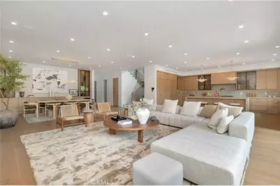 13024 Bloomfield Street, Studio City, CA 91604 - Photo 11